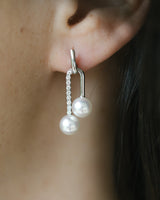 Twin earrings